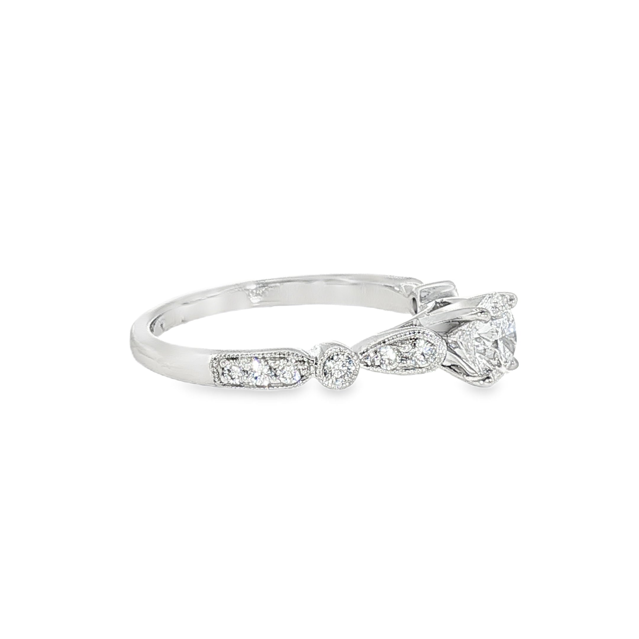 14k White Gold 0.91 ctw Vintage Inspired Diamond Engagement Ring