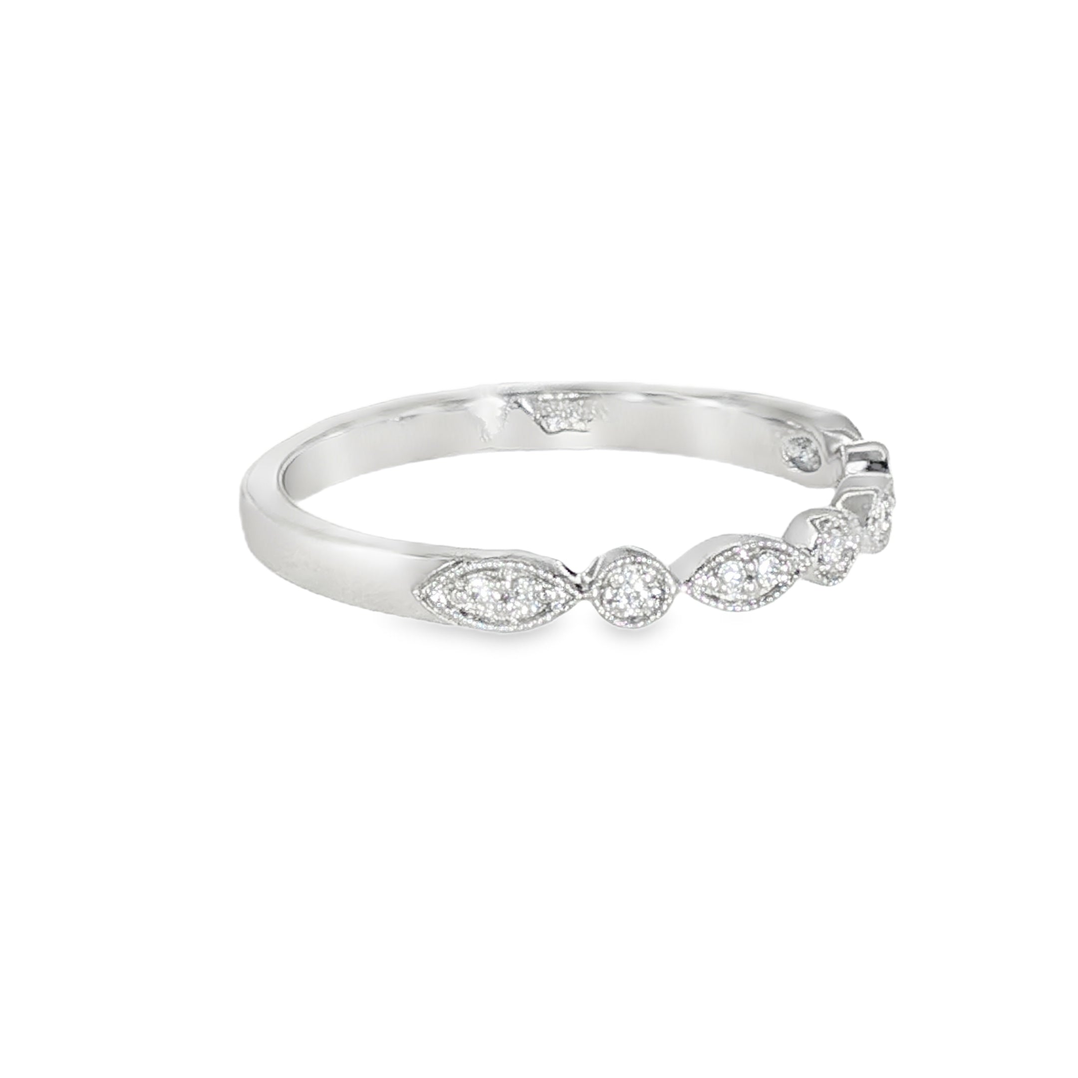 14k White Gold 0.058 ctw Vintage Inspired Women's Diamond Wedding Band