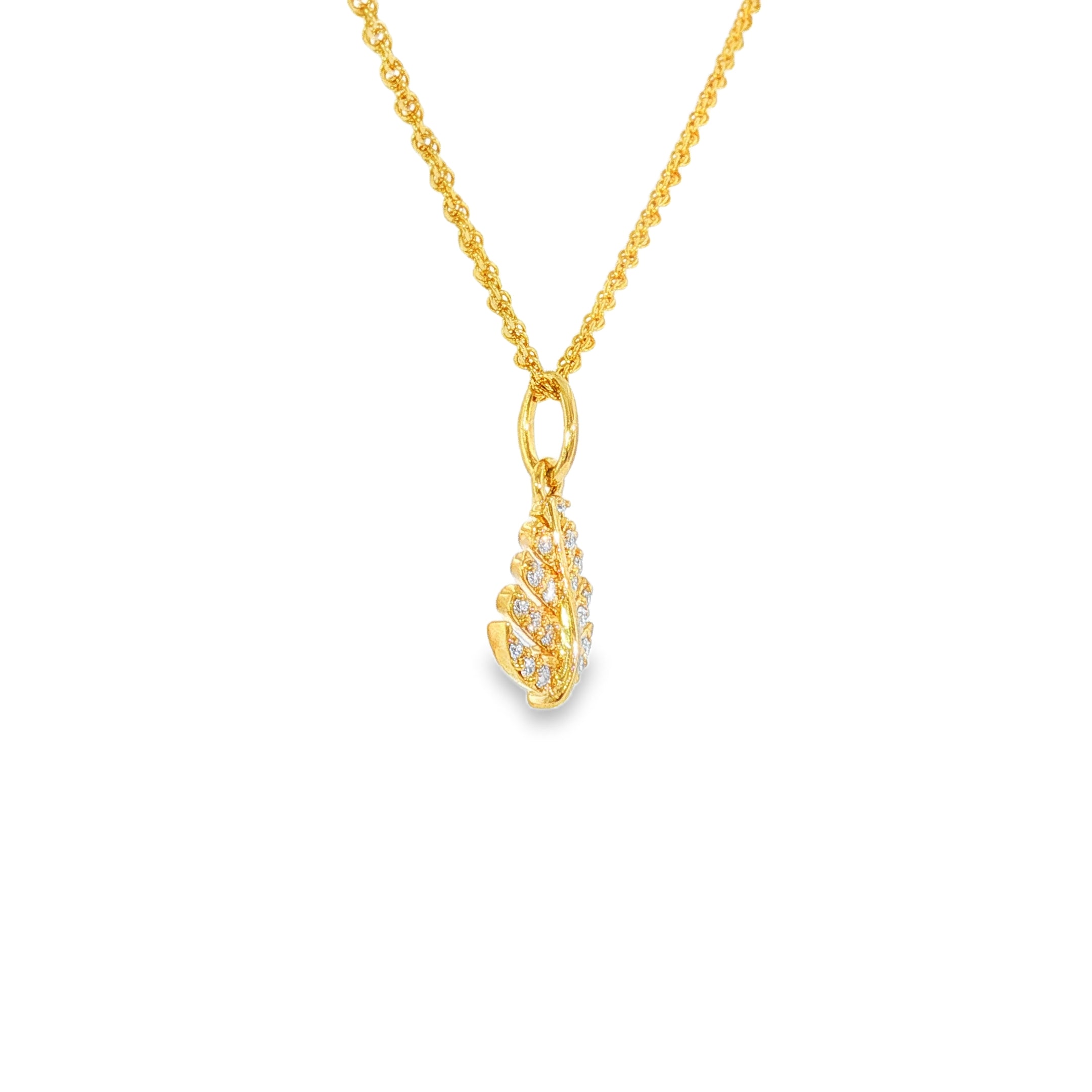 14k Yellow Gold 0.15 ctw Nature Inspired Diamond Necklace