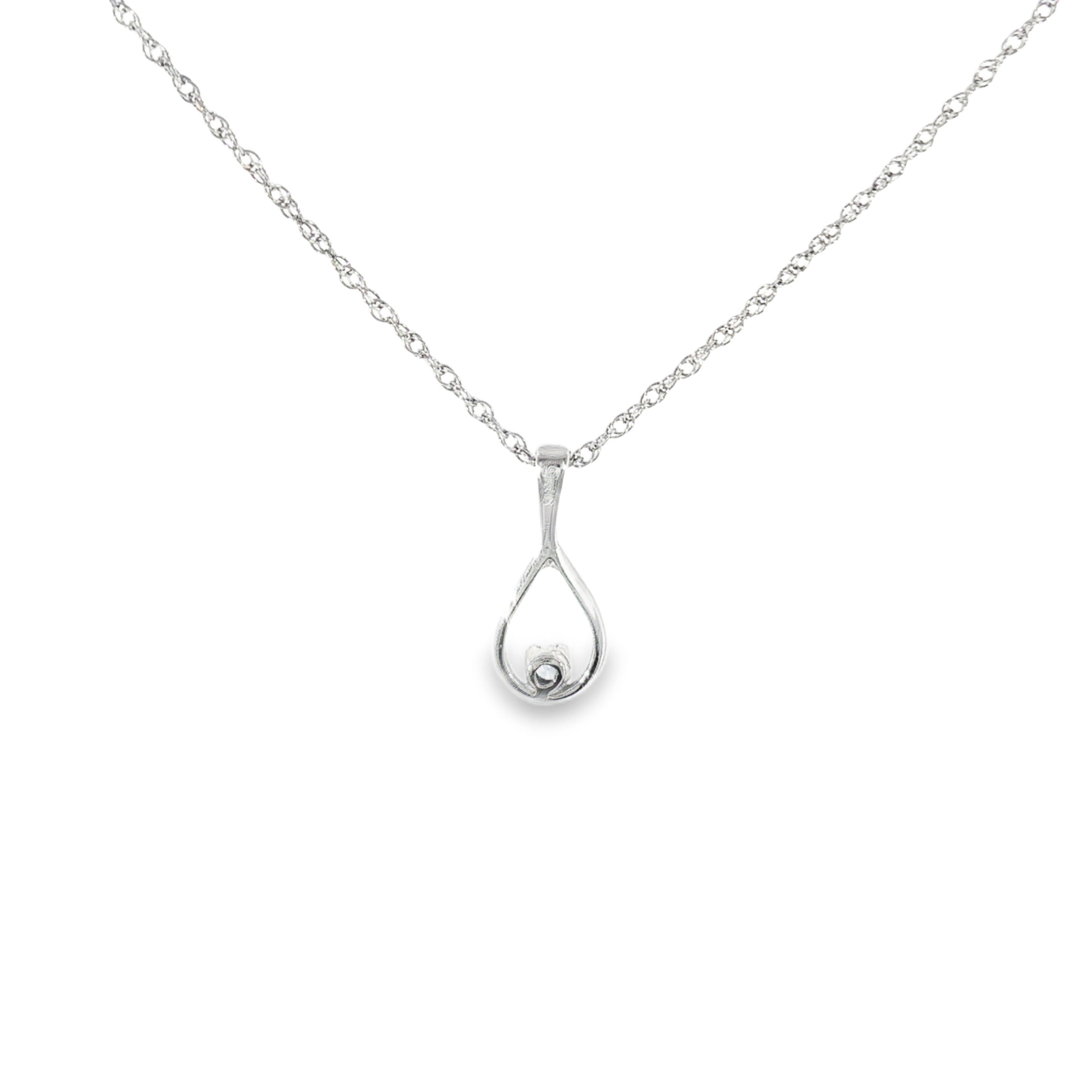 Sterling Silver 0.03 ctw MT Yogo Sapphire Pendant