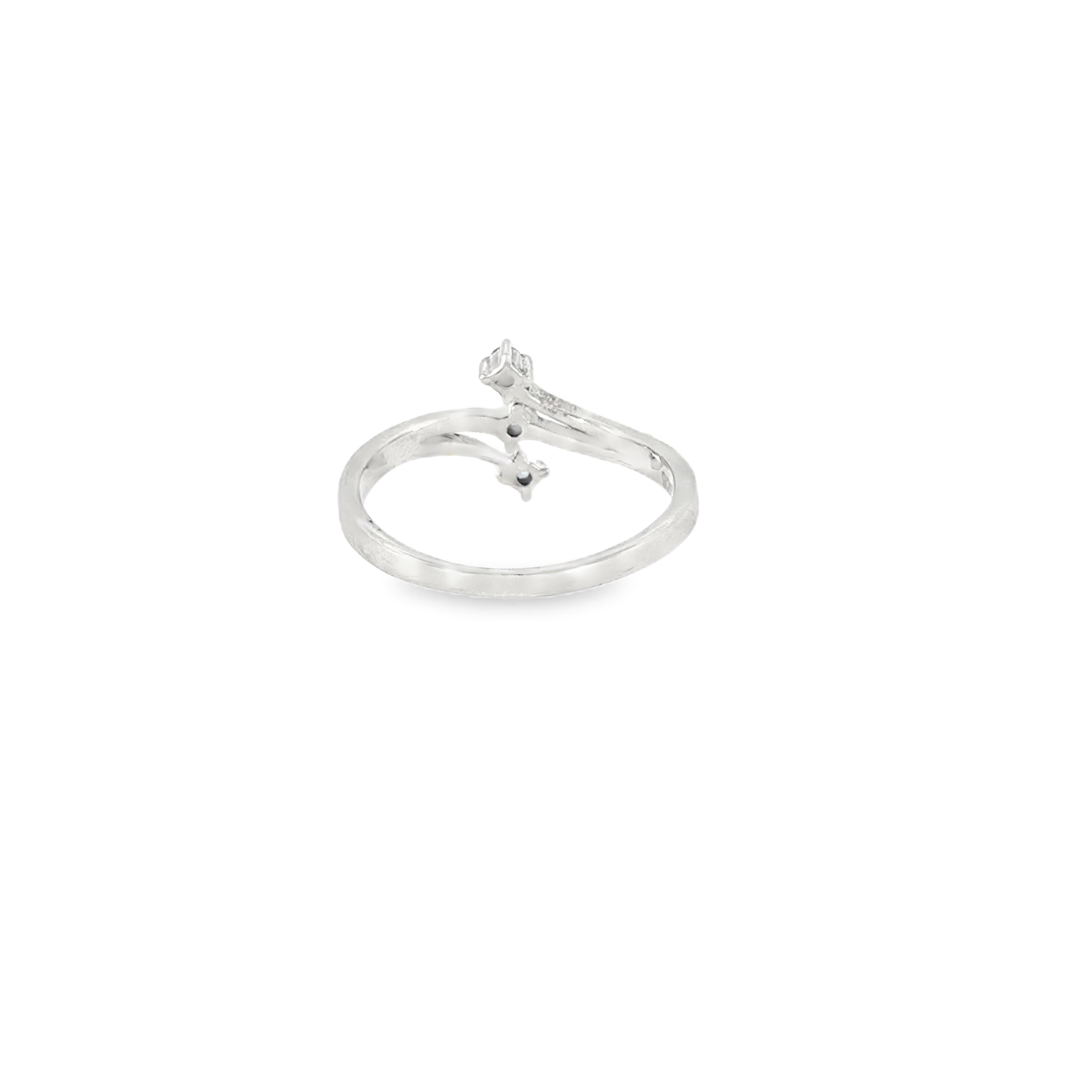 Sterling Silver 0.11 ctw 3 Stone MT Yogo Sapphire Women's Ring Size 8.5