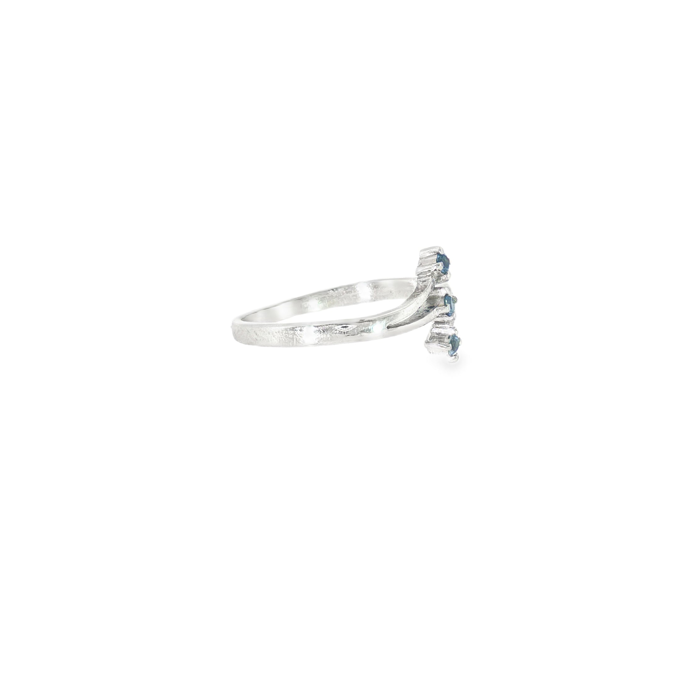 Sterling Silver 0.11 ctw MT Yogo Sapphire Women's Ring Size 7.75